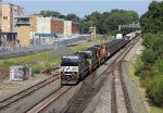 NS 4611 leads train 350 at Boylan